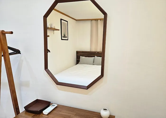 Apartment Ssunny Arirang-myeongdon Station Subway,성신여대역walk,창경궁, Quiet&cozy Seoul