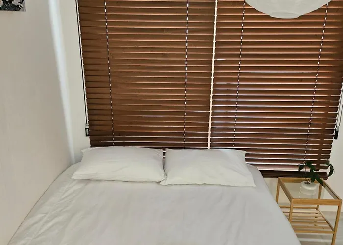 Apartment Ssunny Arirang-myeongdon Station Subway,성신여대역walk,창경궁, Quiet&cozy *