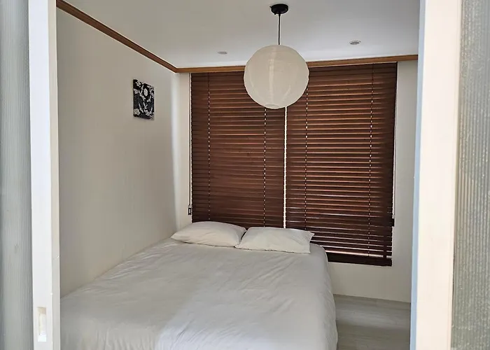Apartment Ssunny Arirang-myeongdon Station Subway,성신여대역walk,창경궁, Quiet&cozy *