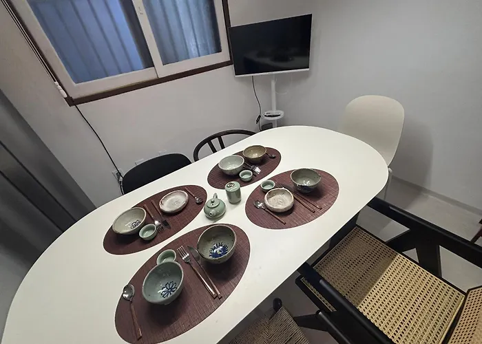 Ssunny Arirang-myeongdon Station Subway,성신여대역walk,창경궁, Quiet&cozy Apartment