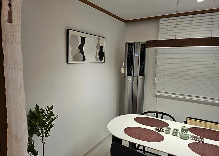 Ssunny Arirang-myeongdon Station Subway,성신여대역walk,창경궁, Quiet&cozy Apartment
