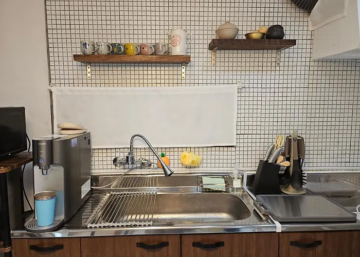 Ssunny Arirang-myeongdon Station Subway,성신여대역walk,창경궁, Quiet&cozy Seoul